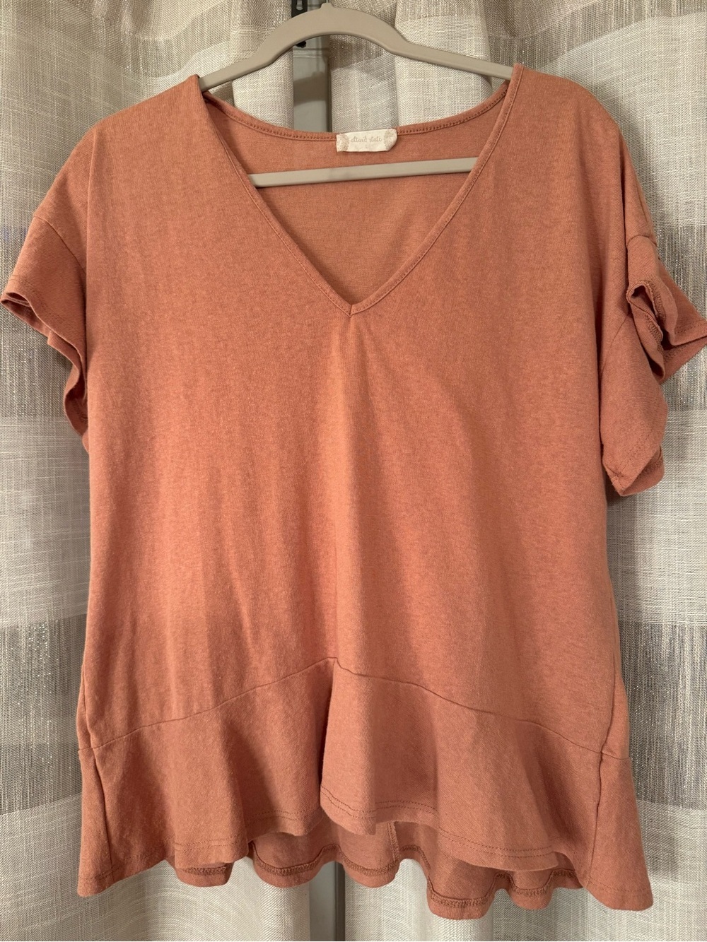 Altar'd State Dusty Rose V-Neck Ruffle-Hem Tee